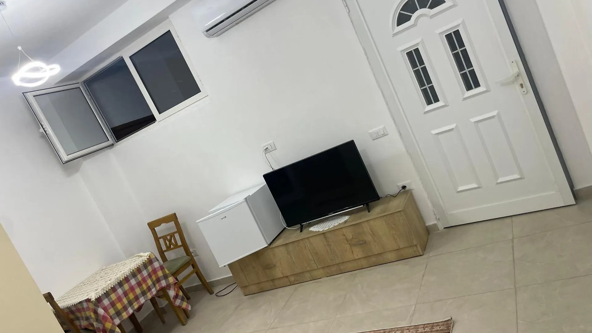 Hotel Guest House Banaj Ibe